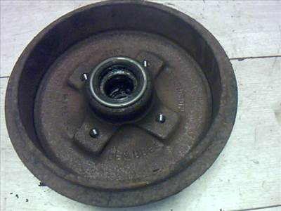 VOLKSWAGEN GOLF III. Jobb hátsó fékdob