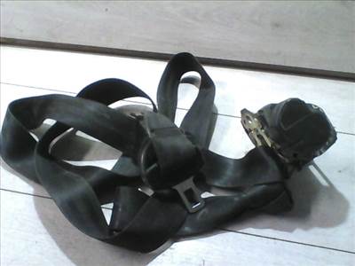 VOLKSWAGEN VENTO Jobb első biztonsági öv