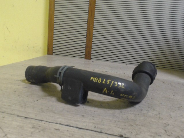 AUDI A4 01-04 Vízcső 1. kép