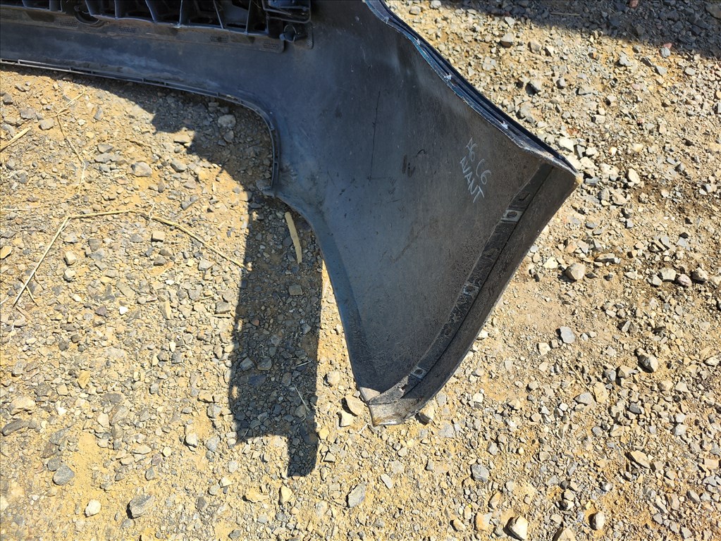 Audi A6 (C6 - 4F) Avant hátsó lökhárító enyhén sérült 4f9807511a 8. kép
