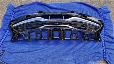 Kia Cee'd (CD) hűtő díszrács 