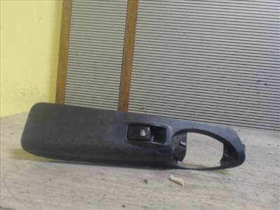 DAEWOO Tacuma 02-08 Bal hátsó ablakemelő kapcsoló
