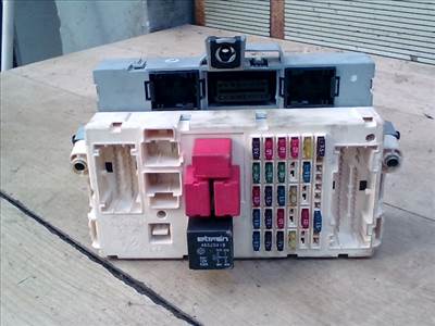 FIAT STILO 01.09-06.12 Biztosítéktábla BCM BSI BSM SAM GEM modul Utastér