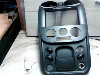 MAHINDRA S5 2007-2009 Középkonzol keret