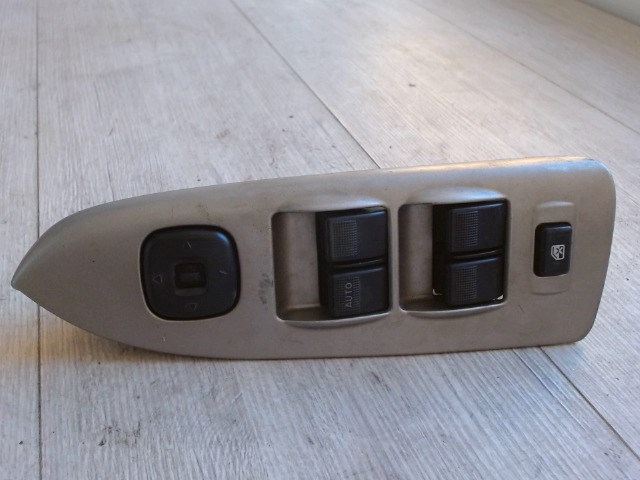 MAZDA 323F 98-04 Bal első ablakemelő kapcsoló 1. kép