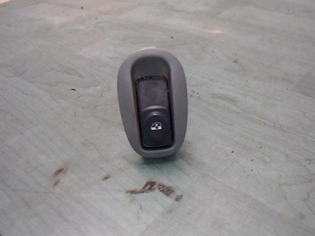 RENAULT MEGANE SCENIC 99-03 Jobb hátsó ablakemelő kapcsoló 1. kép