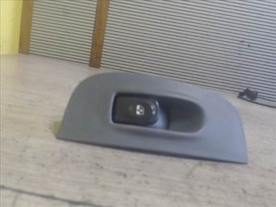 RENAULT R5 Jobb első ablakemelő kapcsoló