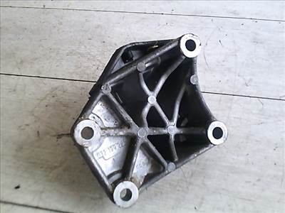 SKODA FELICIA 97- Motortartó bak