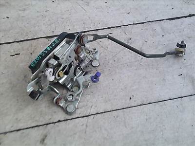 SUZUKI SWIFT 89-96 Jobb első ajtó zárszerkezet mechanikus