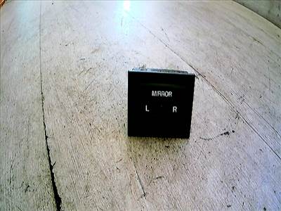 SUZUKI SWIFT 96-05 Elektromos tükör állító kapcsoló