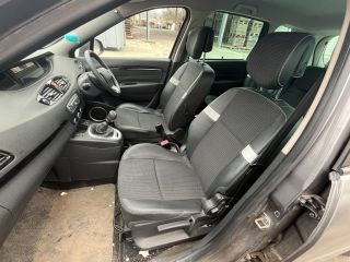 RENAULT SCÉNIC III (JZ0/1) Jobb első Ablakemelő Kapcsoló 3. kép