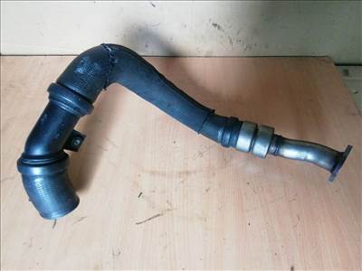 Fiat Freemont 2011-2015 2,0 16v Diesel levegőcső, turbóból az intercollerba 68081101AC