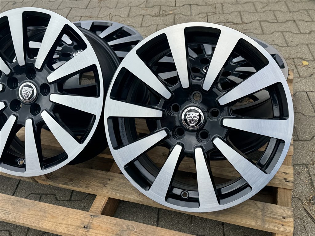 R17 5x108 Original Jaguar XE X760 BICOLOR CUSTOM 7J ET48.5  gyári alufelnik 2. kép