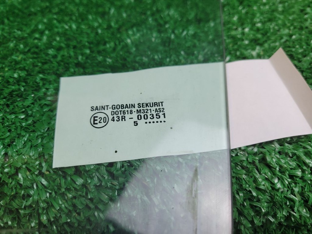 SUZUKI SWIFT III Bal első Ablak 3. kép