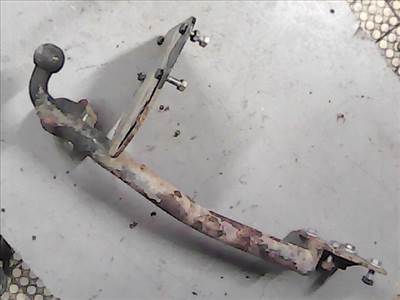 OPEL CORSA A 82-90 Vonóhorog