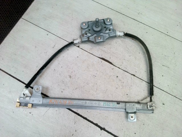 RENAULT MEGANE SCENIC 99-03 Bal hátsó ablakemelő szerkezet mechanikus 1. kép
