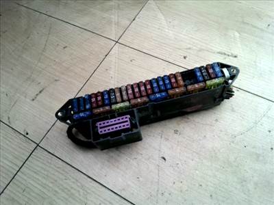 SEAT Arosa 97.04-00.08 Biztosíték