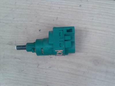 SKODA FABIA 99-07 Féklámpa pedál kapcsoló