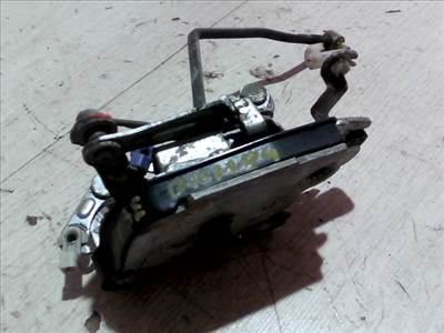 SUZUKI SWIFT 89-96 Jobb első ajtó zárszerkezet mechanikus