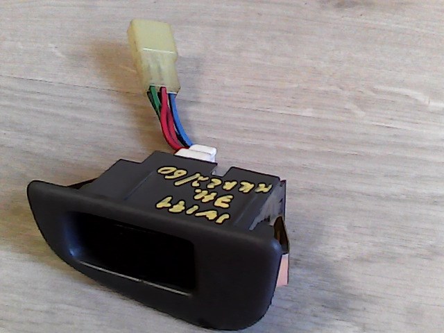 SUZUKI SWIFT 96-05 Jobb hátsó ablakemelő kapcsoló 1. kép