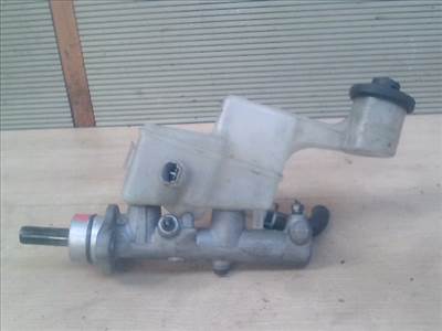 TOYOTA Corolla Verso 02.01.01-04.05.31 Főfékhenger