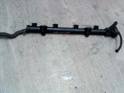 VOLKSWAGEN polo variant 97-01 injektor befecskendező híd 