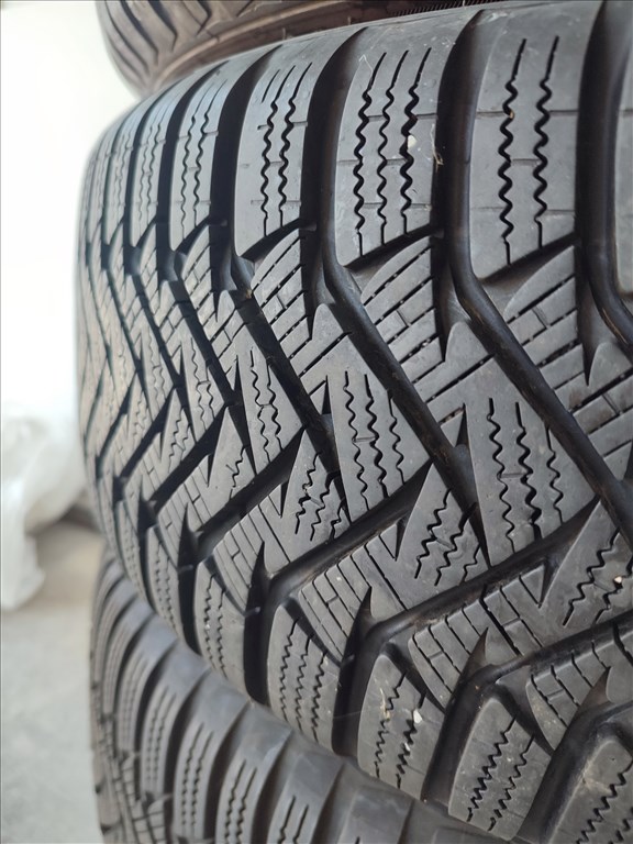 205/55 R16 91T Laufenn iFit téli gumi + 6,5Jx16H2 5 lyukas lemezfelni Audi A3  7. kép