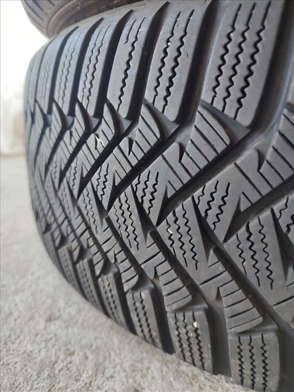 205/55 R16 91T Laufenn iFit téli gumi + 6,5Jx16H2 5 lyukas lemezfelni Audi A3  9. kép