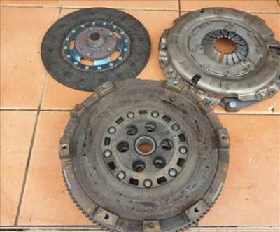 Opel Antara 2.2 CDTI 4x4 Lendkerék szett kuplunggal A22d1 Z22dm