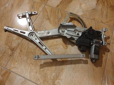 Opel Zafira B Bal első ablakemelő  13132434