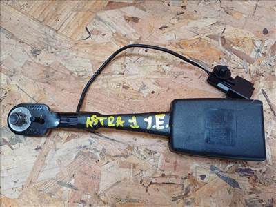 Opel Astra J (2009-2015) Jobb Első Ülés Biztonsági Öv Csat 