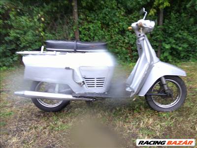 PUCH R 50 (02.)3 SEBESSÉGES KÉZIVÁLTÓS- OLDTIMER KISMOTOR TAPOLCÁN ELADÓ