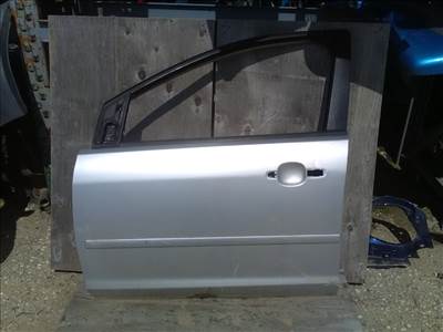 FORD FOCUS 04- Bal első ajtó.