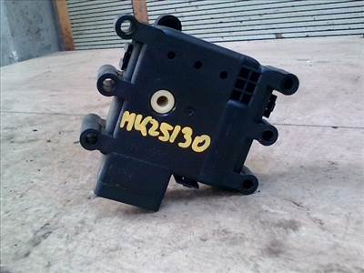 MAZDA 6 02-05 Fűtésszabályzó zsalu állító motor
