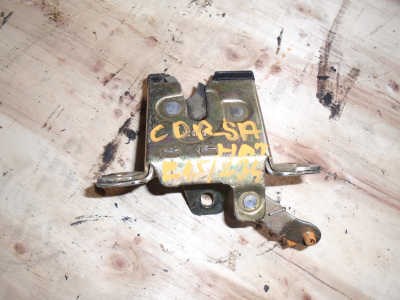 OPEL CORSA B 93-00 Csomagtérajtó zárszerkezet 1. kép