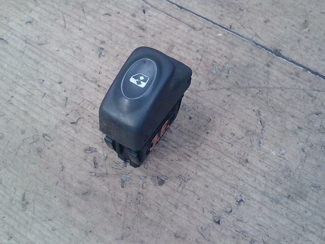 RENAULT MEGANE SCENIC 99-03 Ablakemelő kapcsoló pozíció független 1. kép