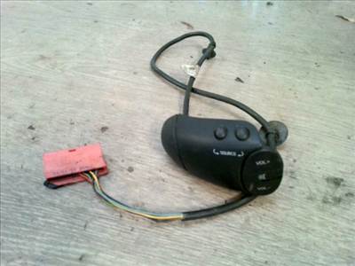 RENAULT THALIA 02.03-08.10 Rádió kapcsoló