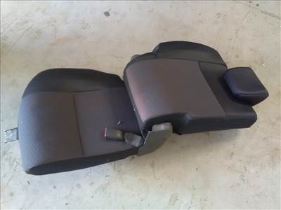 SUZUKI SX4 Hátsó ülés