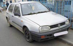 VOLKSWAGEN GOLF III. Első lengéscsillapító pozíció független
