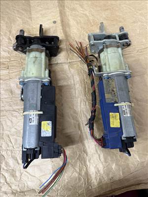 Vw Passat B6 csomagtér nyitó motor  3c9827383c 3c9827384h