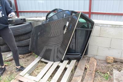 Opel Insignia A komplett jobb hátsó ajtó (1543)