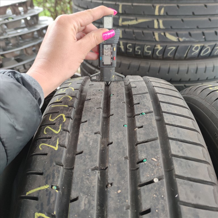 225/55 R19 Toyo nyári gumi 110000ft a 4db/134/ 2. kép