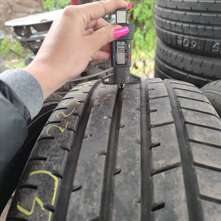 225/55 R19 Toyo nyári gumi 110000ft a 4db/134/ 3. kép