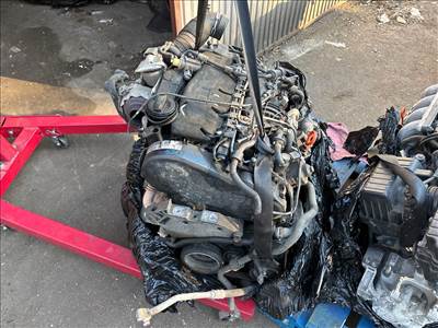 Volkswagen Tiguan I Motor (Fűzött blokk hengerfejjel) cbabcba63