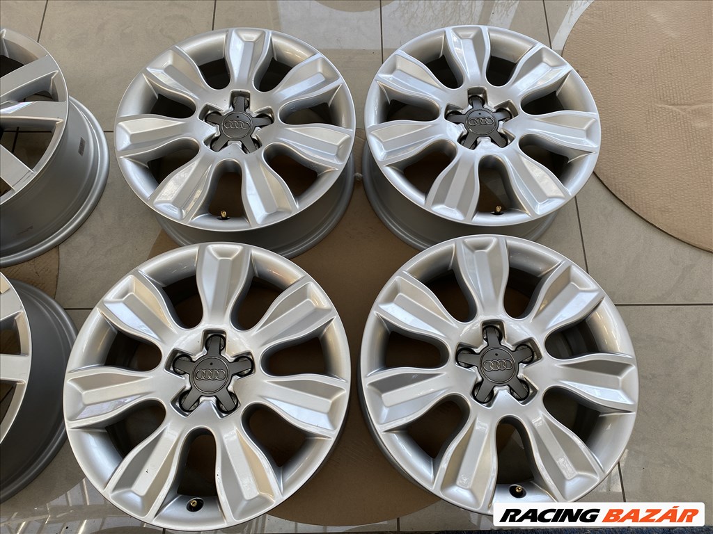 (3139)  Audi 16 gyári alufelni felni, 5x100, A1 A2 3. kép
