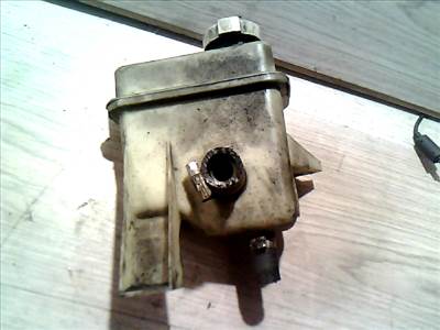 MITSUBISHI CARISMA 95.05-99.07 Szervóolaj tartály