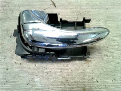 NISSAN MAXIMA A33 1999.04- Bal első belső kilincs