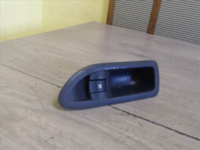 RENAULT LAGUNA 00-05 Bal hátsó ablakemelő kapcsoló