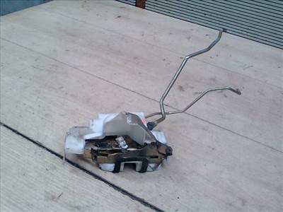 SUZUKI IGNIS Jobb első ajtó zárszerkezet mechanikus