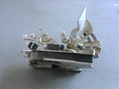 SUZUKI SWIFT 89-96 Jobb hátsó ajtó zárszerkezet mechanikus